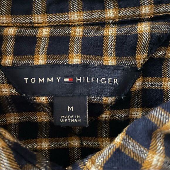 Tommy Hilfiger ~ Navy, yellow plaid shirt ~ size M - Picture 9 of 10